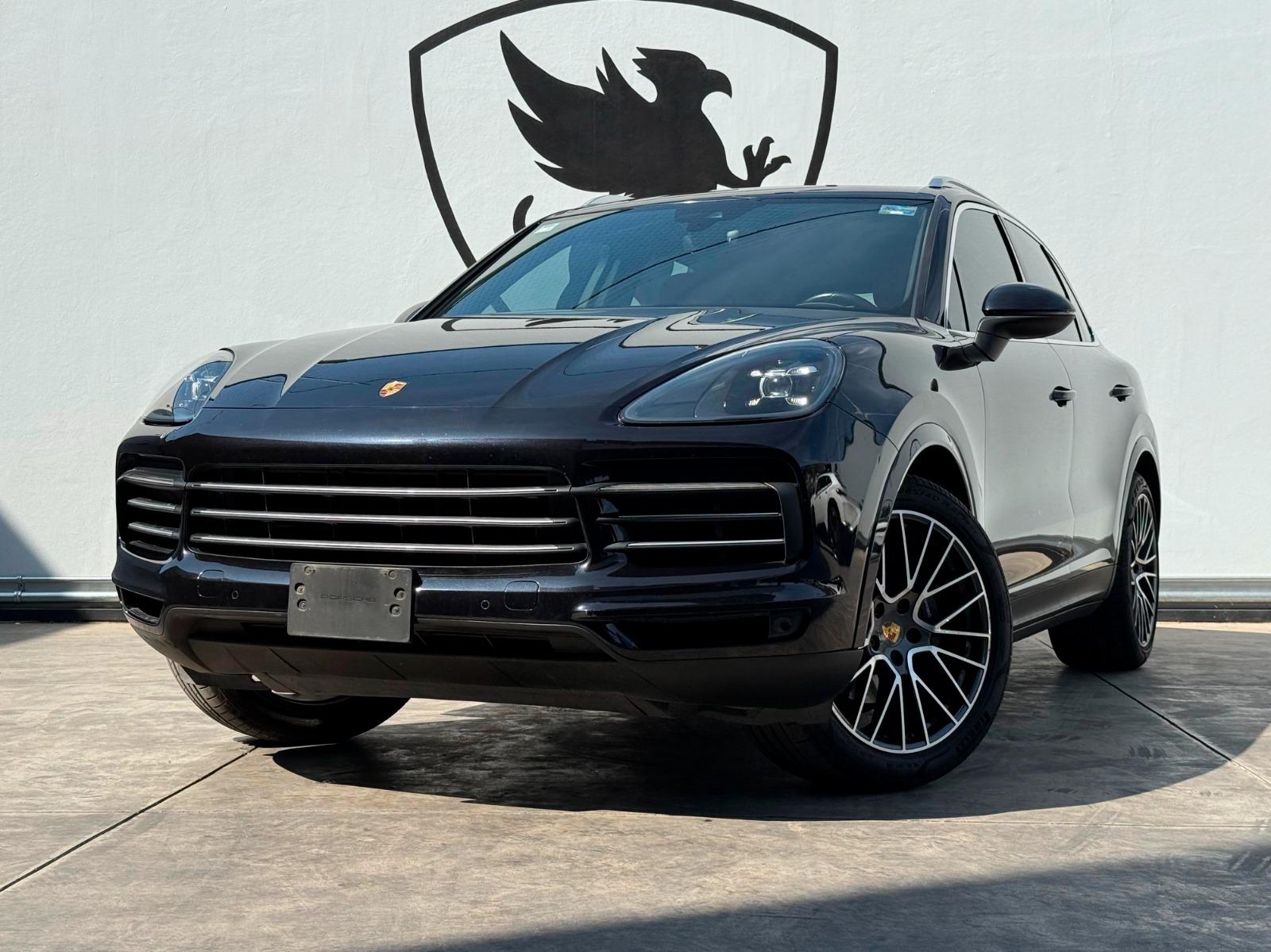PORSCHE Cayenne Base