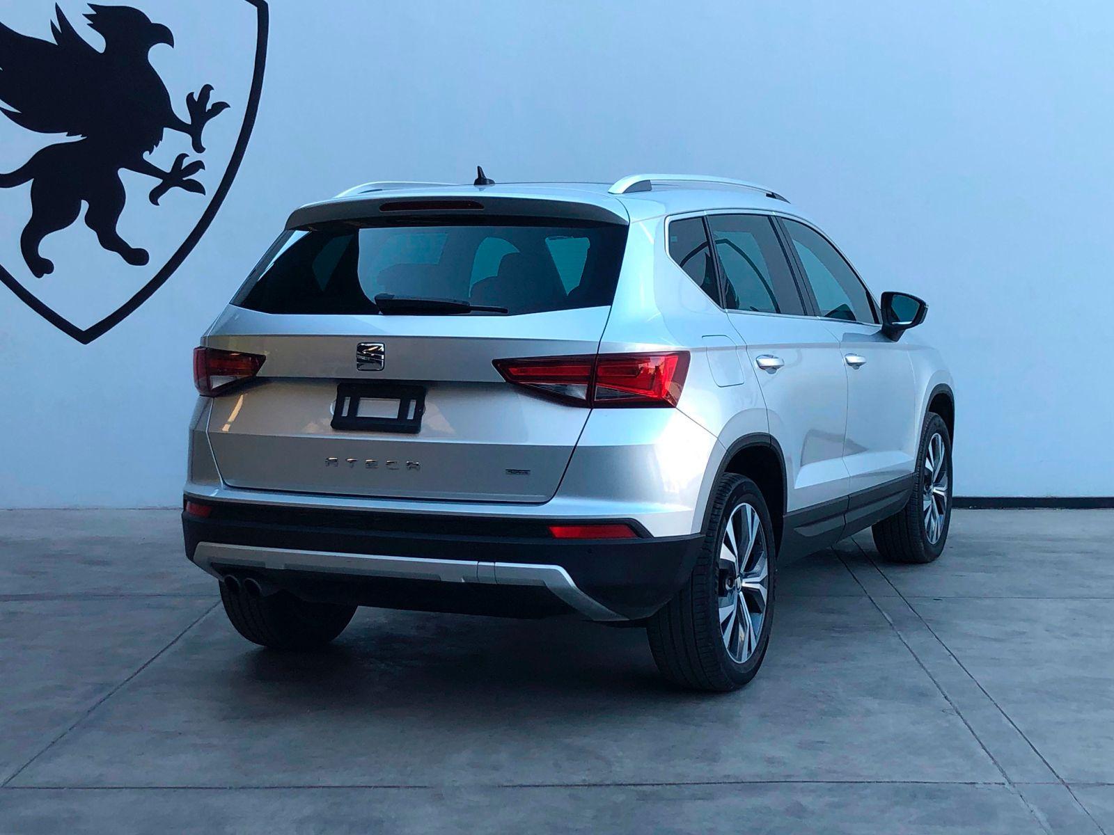 2020 SEAT Ateca - REAR_PASSENGER_SIDE