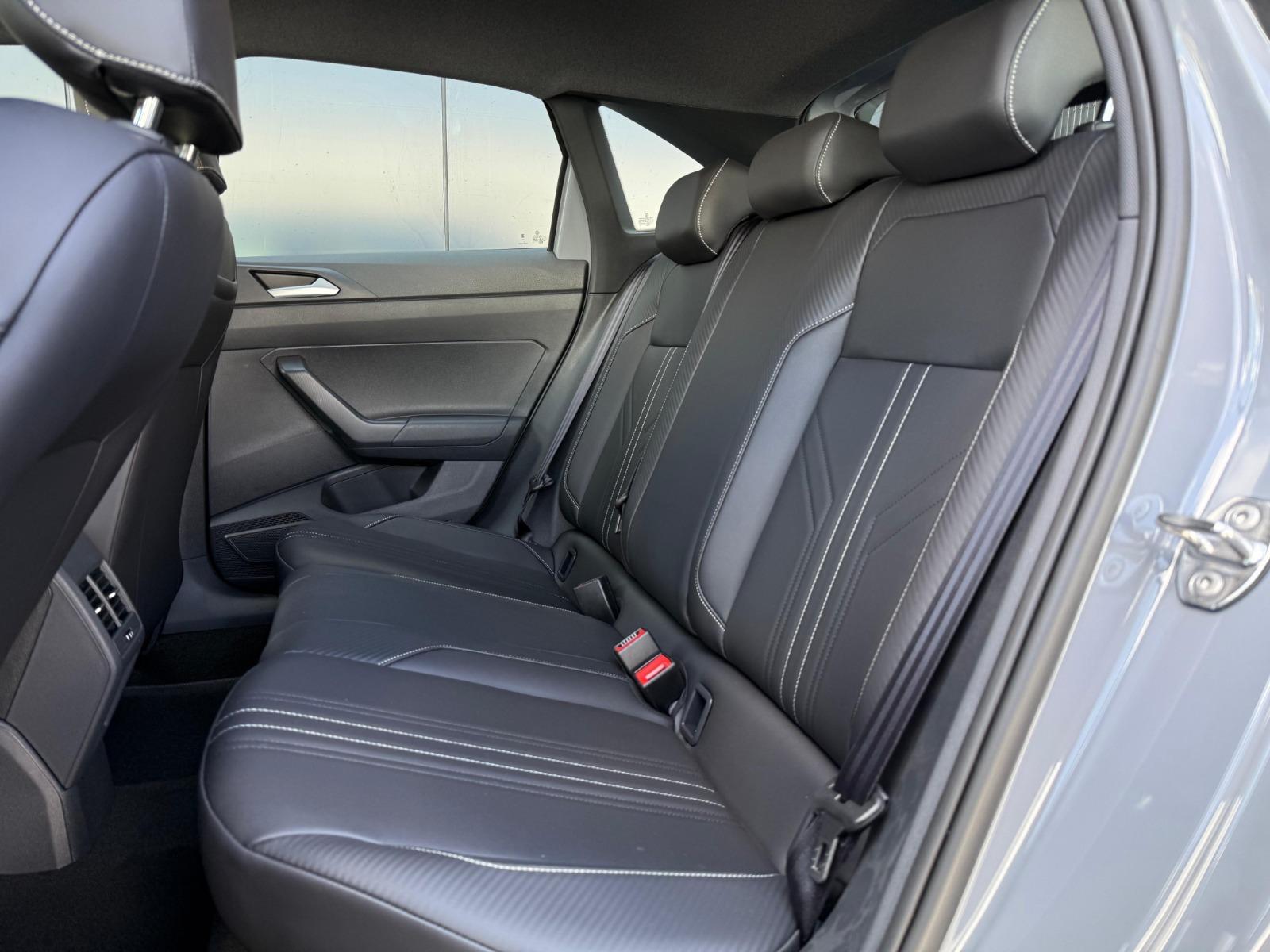 2026 VOLKSWAGEN Nivus - SEATS_REAR