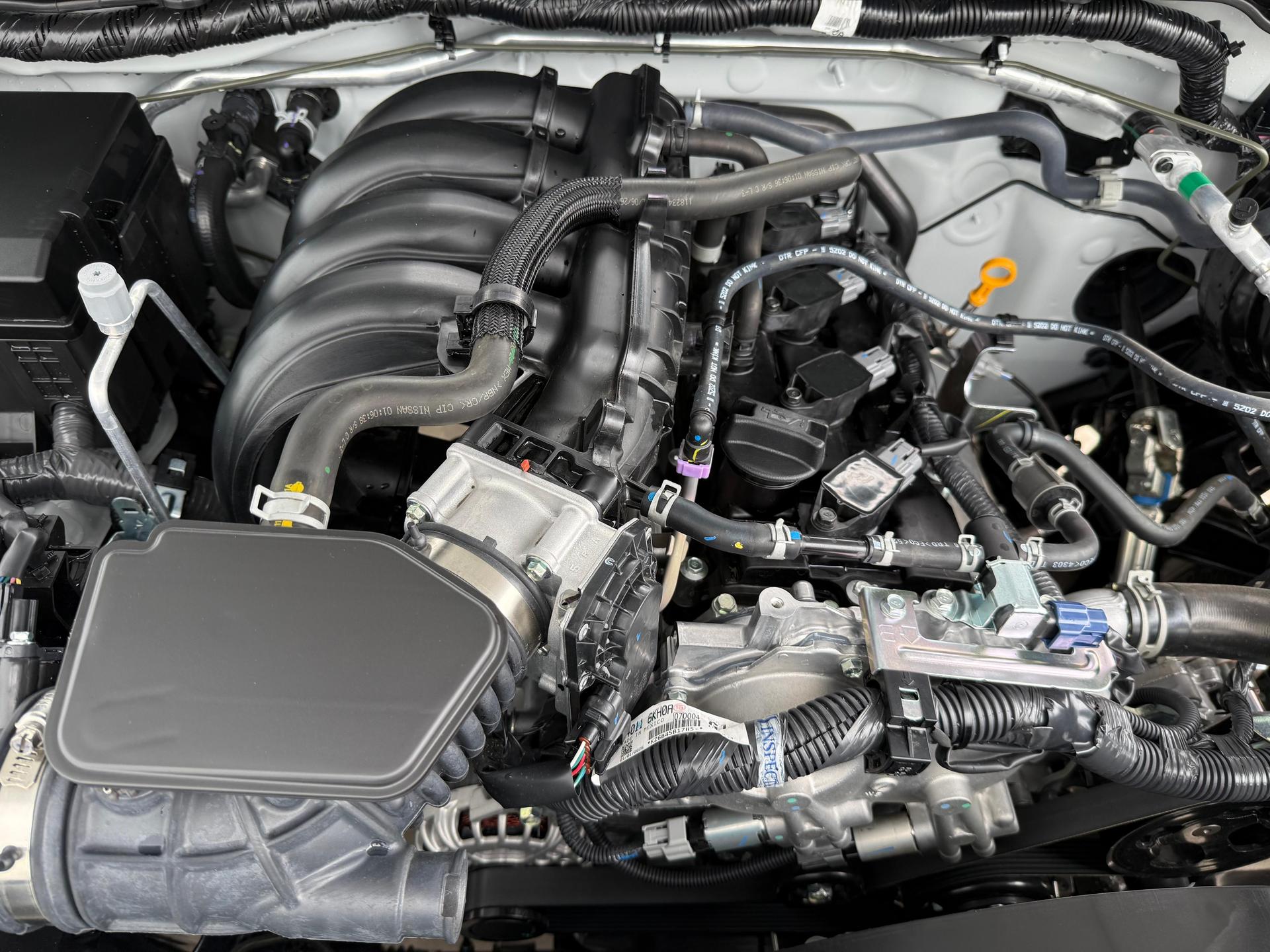 2026 NISSAN NP300 - ENGINE