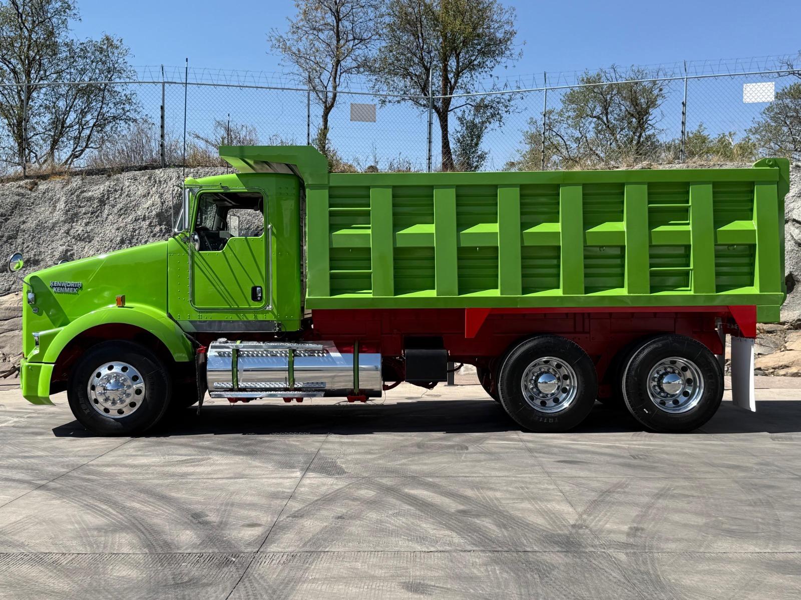 2016 KENWORTH T800 - IMPERFECTIONS